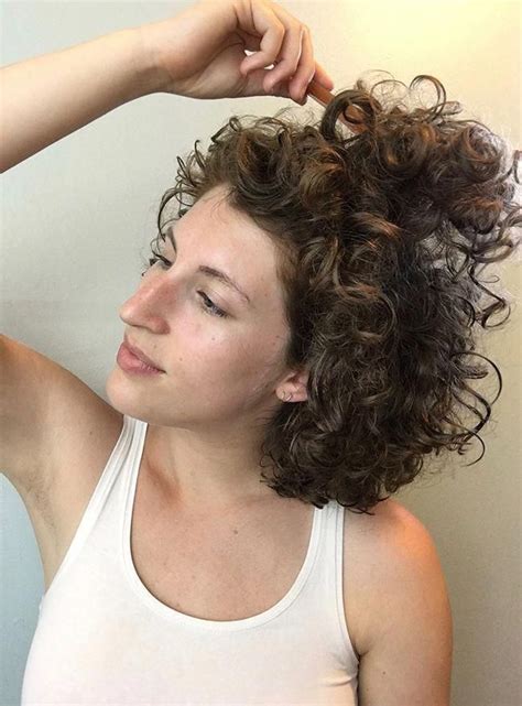 Haircuts for dry frizzy hair. Things To Know About Haircuts for dry frizzy hair. 